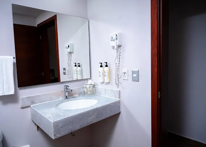Hotel Comfort & Cabos