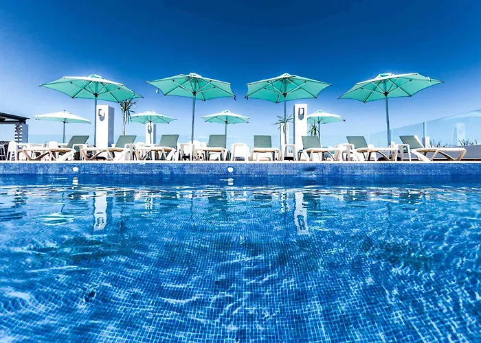 Hotel Comfort & Cabos 3*