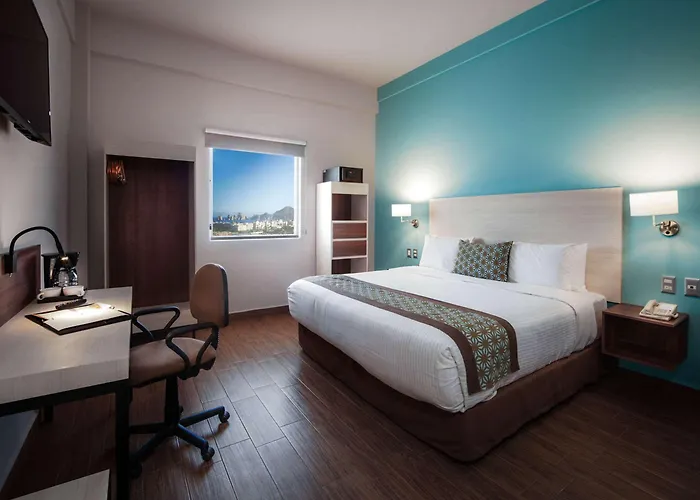 Comfort & Cabos Hotel