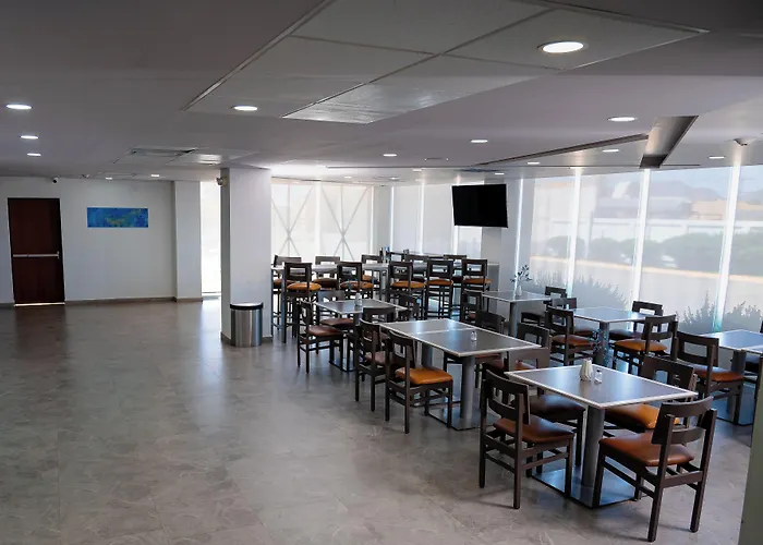 Hotel Comfort & Cabos 3*