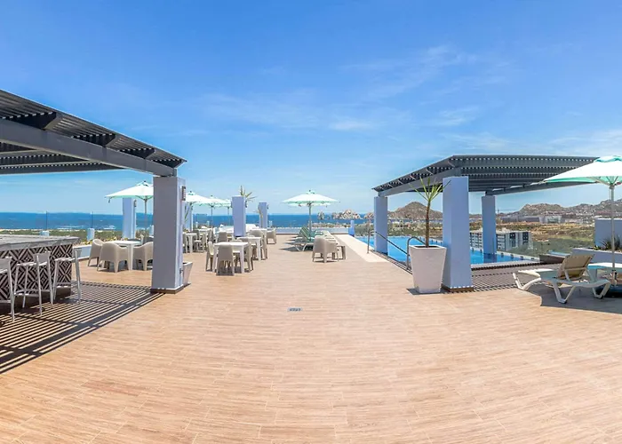 Comfort & Cabos Hotel